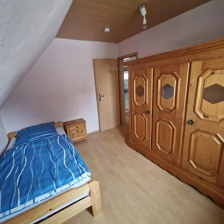 Ferienwohnung 3 Mit Gartennutzung In Crailsheim Zu Vermieten Exterior photo
